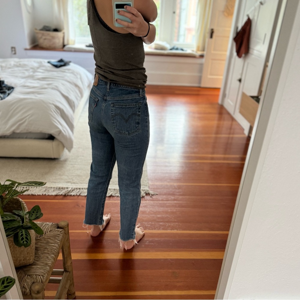 Levi’s Wedgie Straight Jeans - 25